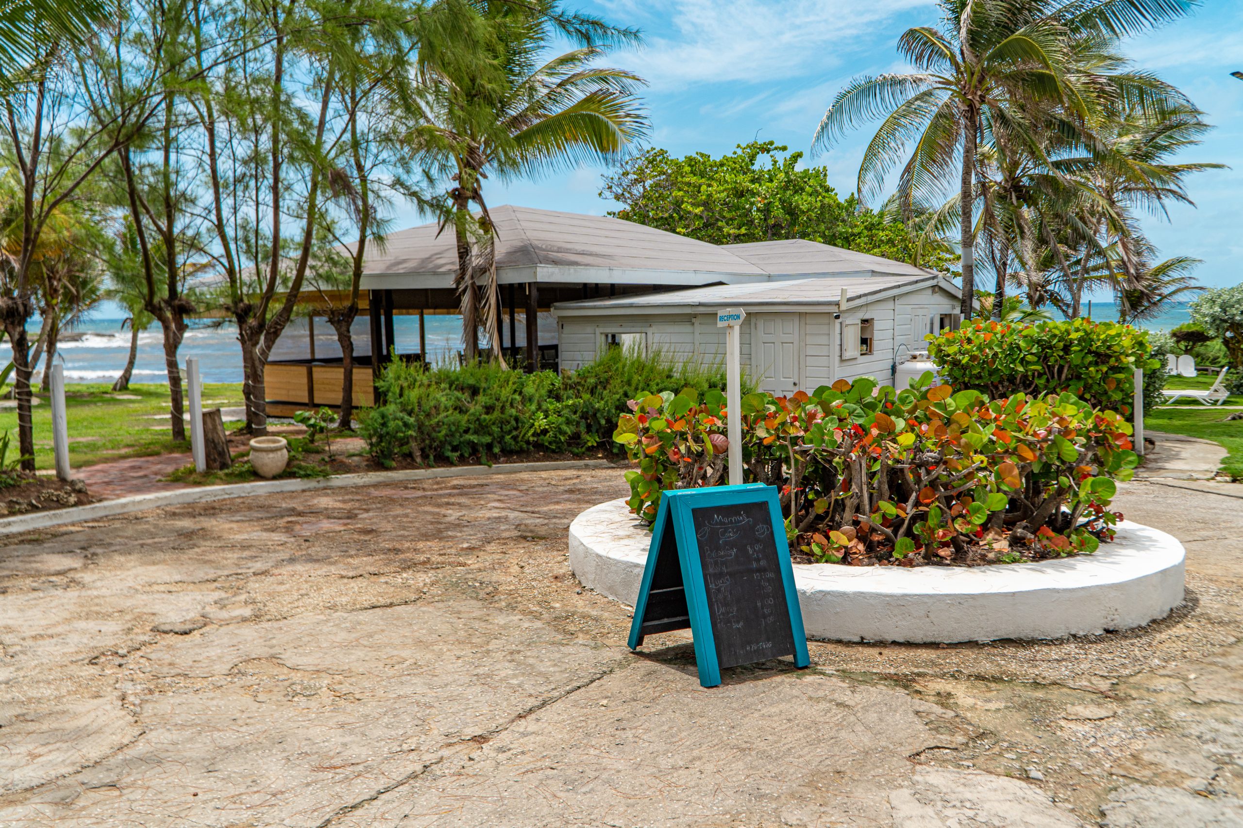 Ocean Spray Apartments Barbados Entrance